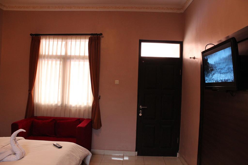 Hotel Puri Ganesh Legian Zewnętrze zdjęcie