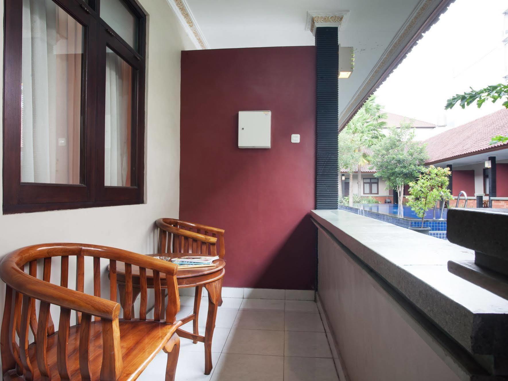 Hotel Puri Ganesh Legian Zewnętrze zdjęcie