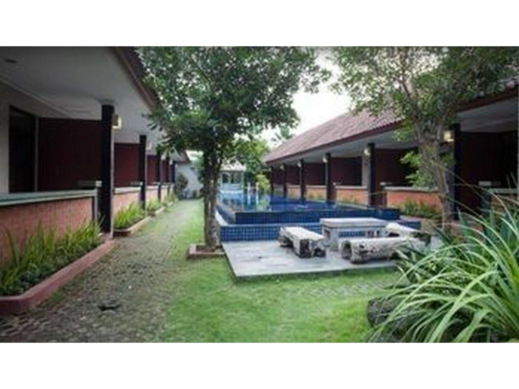 Hotel Puri Ganesh Legian Zewnętrze zdjęcie