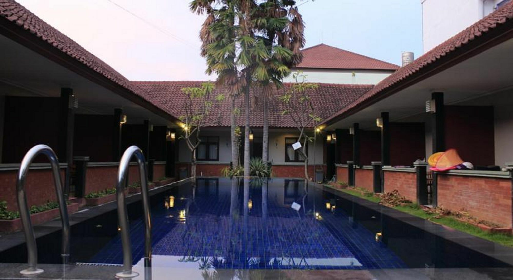 Hotel Puri Ganesh Legian Zewnętrze zdjęcie